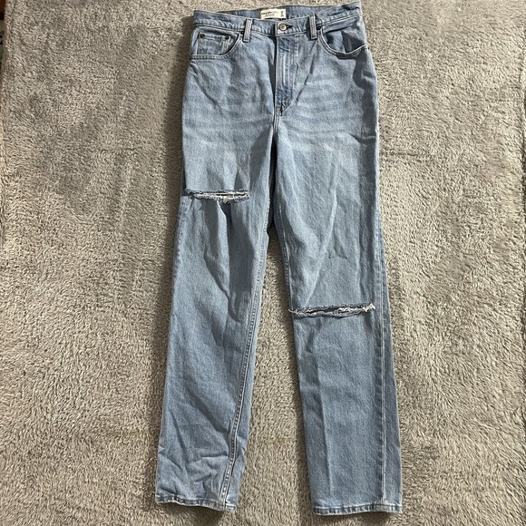 Abercrombie & Fitch Jeans Womens Size 29/8L The 90s Straight Light Wash Blue - Picture 1 of 8